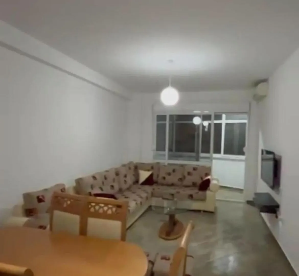Bright & Spacious 1-Bedroom Apartment In Stylish Municipality Of Paris, Tirana