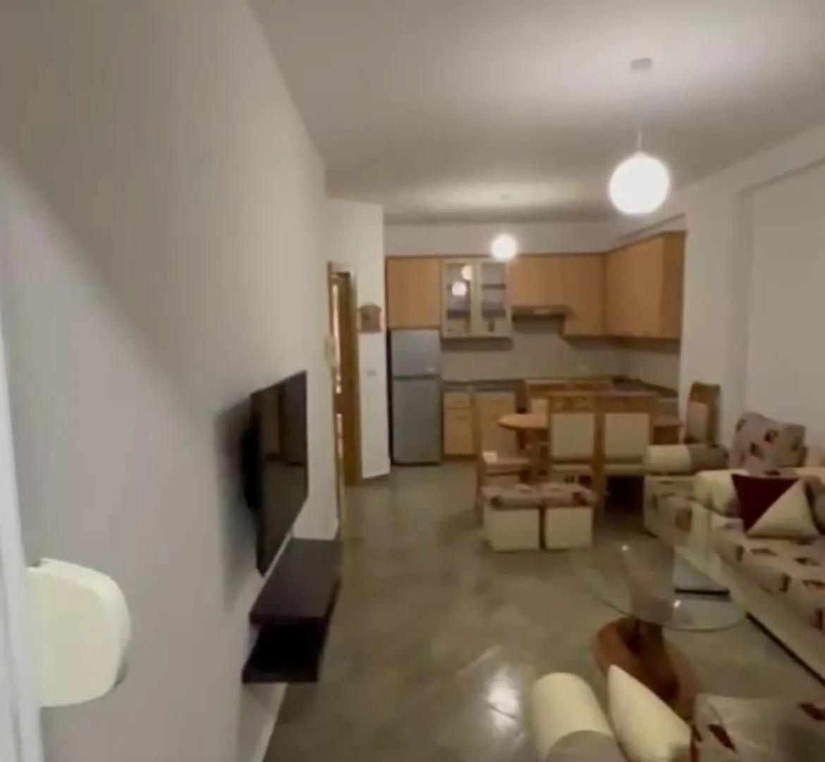 Bright & Spacious 1-Bedroom Apartment In Stylish Municipality Of Paris, Tirana